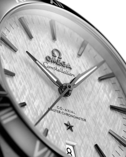 Omega Constellation 41 mm, acero con pulsera de piel 131.33.41.21.06.001 - Imagen 3