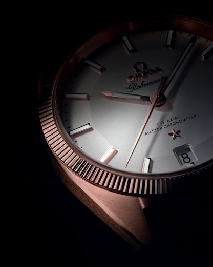 Omega Constellation Globemaster 39 mm, oro Sedna™ con pulsera de piel 130.53.39.21.02.001 - Imagen 4