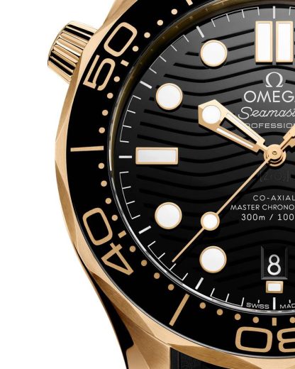 Omega Novedad Seamaster Diver 300M 42 mm, oro Moonshine™ con pulsera de caucho 210.62.42.20.01.003 - Imagen 3