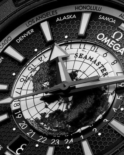 Omega Novedad Seamaster Planet Ocean 600M 45,5 mm, cerámica negra con pulsera de caucho 215.92.46.22.01.007 - Imagen 3