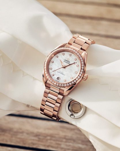Omega Seamaster Aqua Terra 150M 34 mm, oro Sedna™ con oro Sedna™ 220.55.34.20.55.001 - Imagen 2