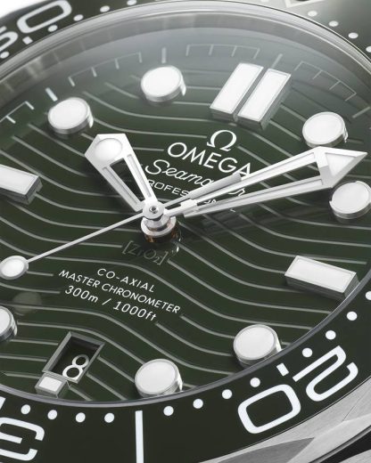 Omega Seamaster Diver 300M 42 mm, acero con acero 210.30.42.20.10.001 - Imagen 3