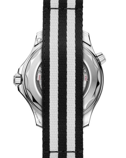 Omega Seamaster Diver 300M 42 mm, acero con pulsera NATO 210.32.42.20.01.005 - Imagen 2