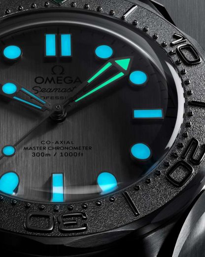 Omega Seamaster Diver 300M 42 mm, acero con pulsera de caucho 210.32.42.20.06.002 - Imagen 4