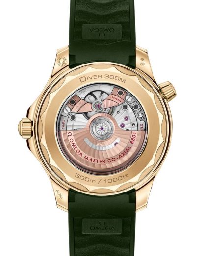 Omega Seamaster Diver 300M 42 mm, oro Moonshine™ con pulsera de caucho 210.62.42.20.10.001 - Imagen 2