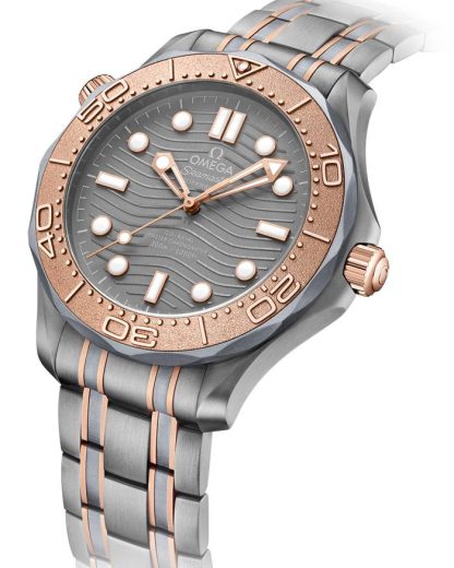 Omega Seamaster Diver 300M 42 mm, titanio - tántalo - oro Sedna™ con titanio - tántalo - oro Sedna™ 210.60.42.20.99.001 - Imagen 3
