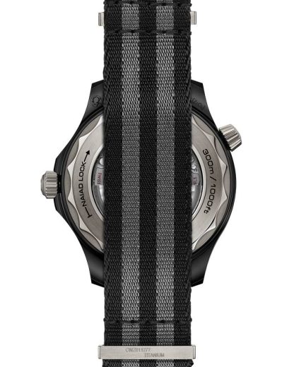 Omega Seamaster Diver 300M 43,5 mm, cerámica negra con pulsera NATO 210.92.44.20.01.002 - Imagen 2